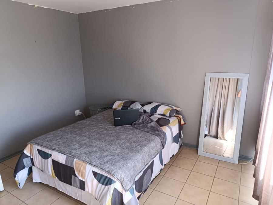 1 Bedroom Property for Sale in Navalsig Free State